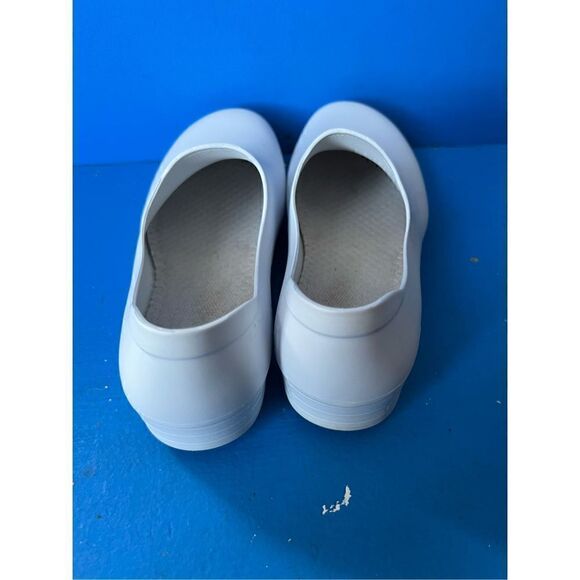 Sticky Non-Slip Professional Waterproof Nurse Chef White Shoes Womens size 10.5 - Picture 1 of 7